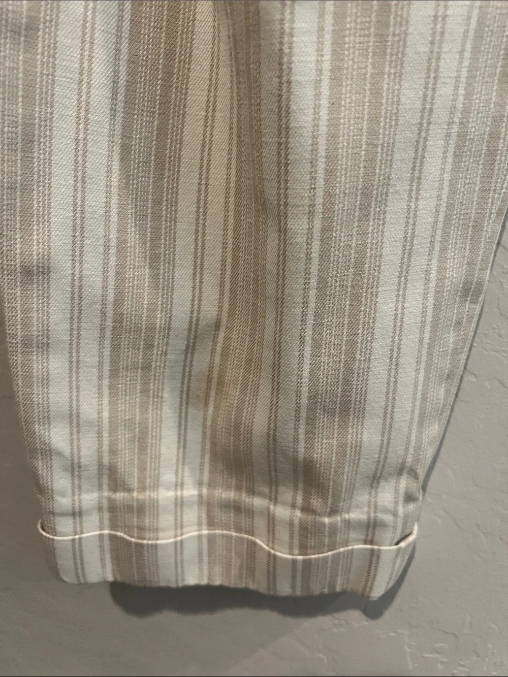 Tory Burch Striped Beige & Cream Crop Pants - Picture 11 of 13
